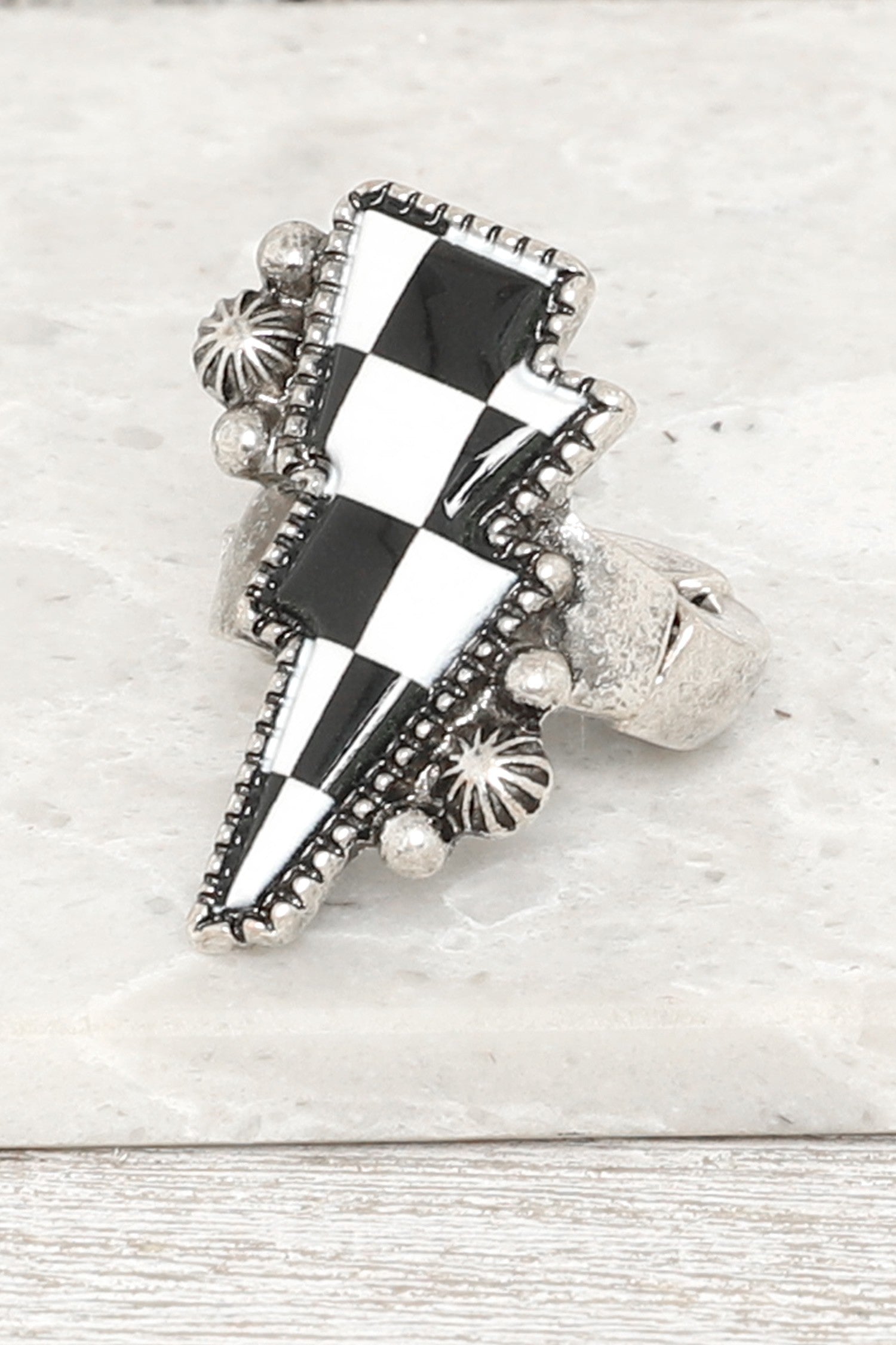WESTERN CHECKER BOARD PATTERN THUNDER RING