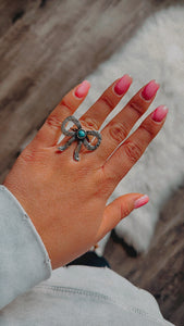 WESTERN HAMMERED LONG TAIL BOW CUFF RING